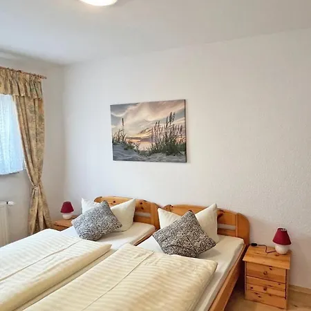 Vivien, Ostsee Findling App 4 Goehren (Ruegen)