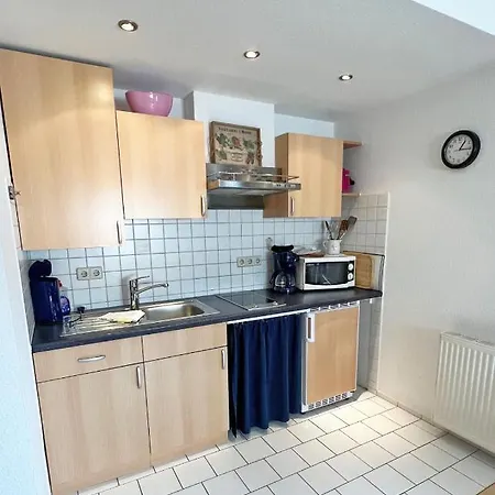 Vivien, Ostsee Findling App 4 *